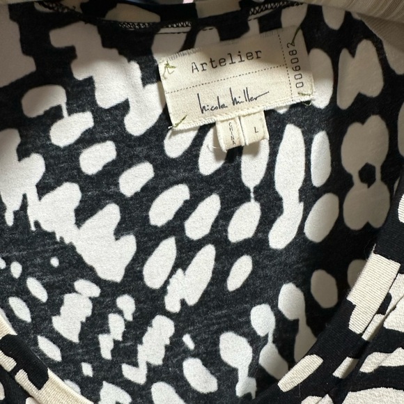 Nicole Miller Black and white Long Sleeve Dress - Picture 3 of 8